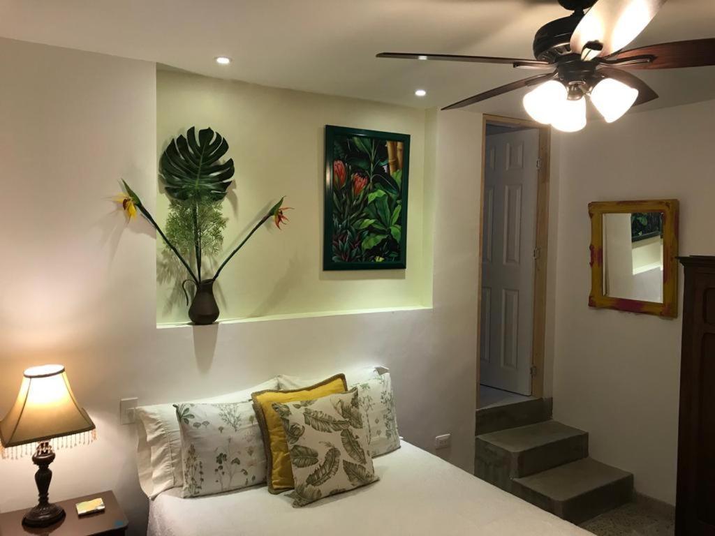 Magic Garden House Hotel กาลี ภายนอก รูปภาพ