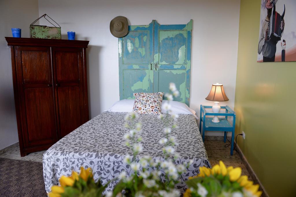 Magic Garden House Hotel กาลี ภายนอก รูปภาพ