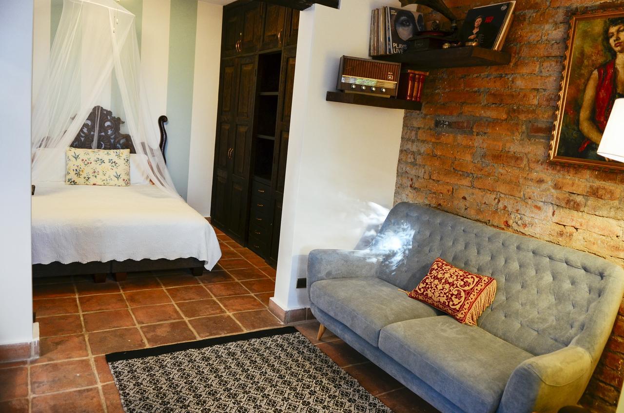 Magic Garden House Hotel กาลี ภายนอก รูปภาพ